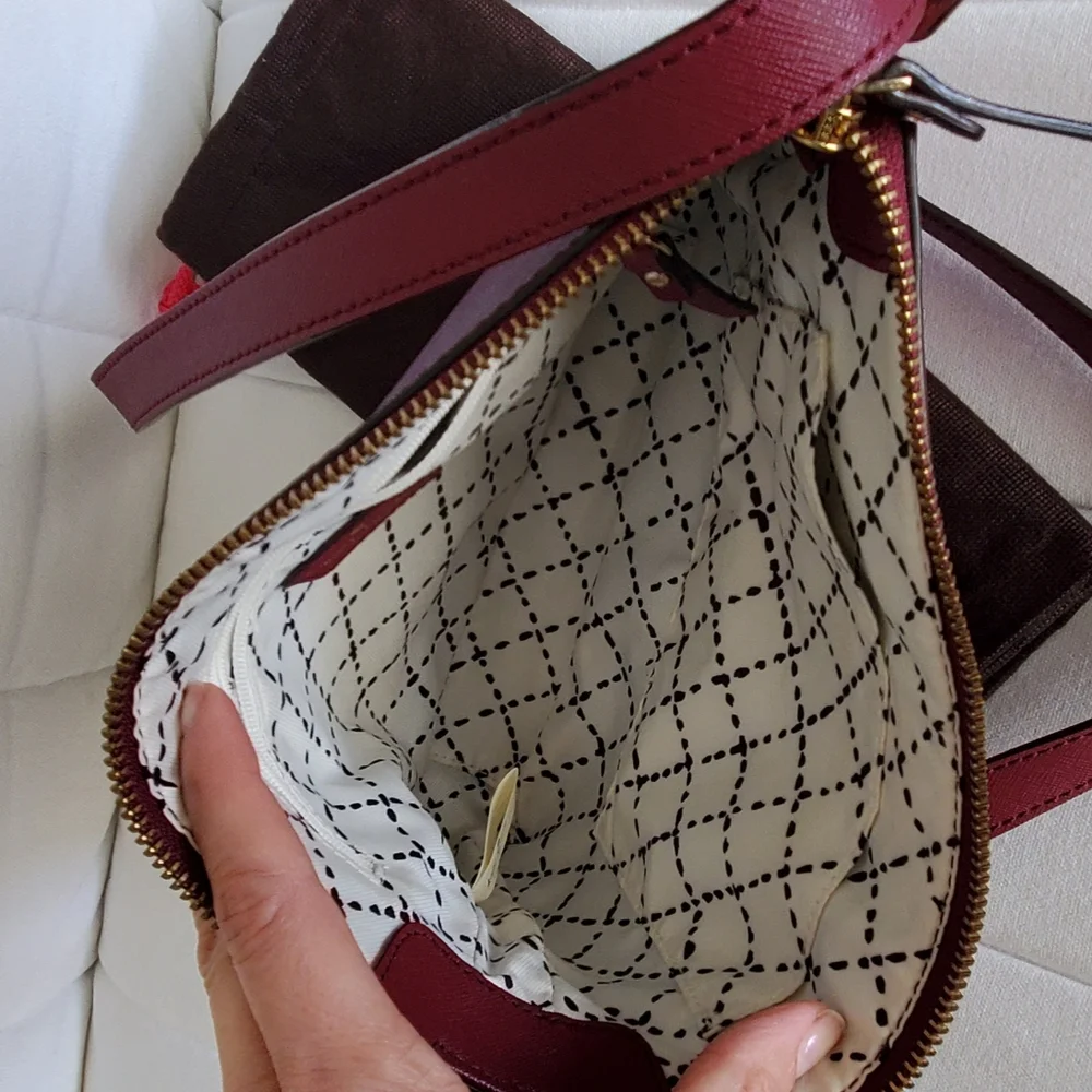 Like New ♠️ Kate Spade Crossbody Bag ♠️ - Picture 3 of 7